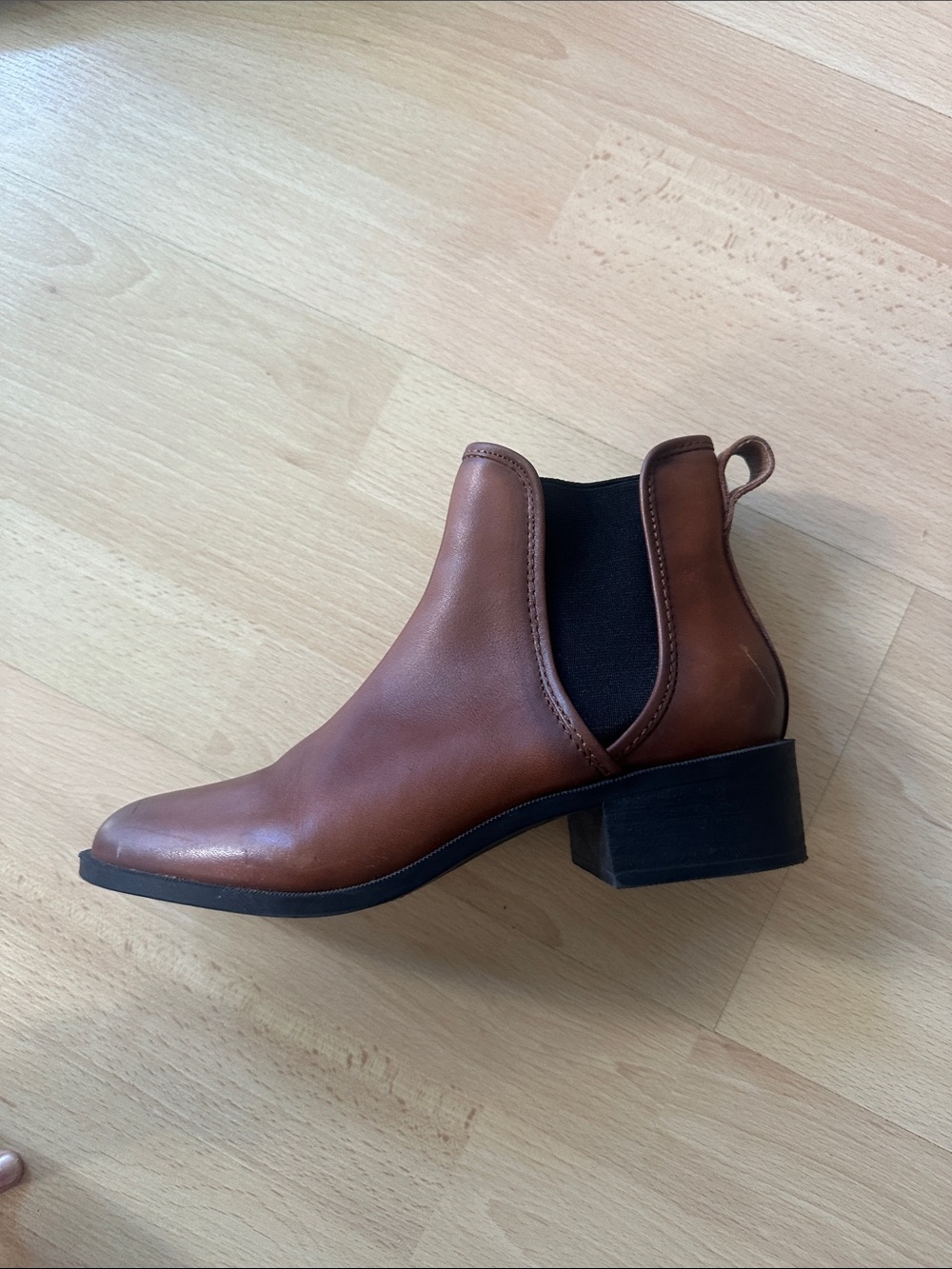 Steve Madden Brown Leather Chelsea Ankle Bootie